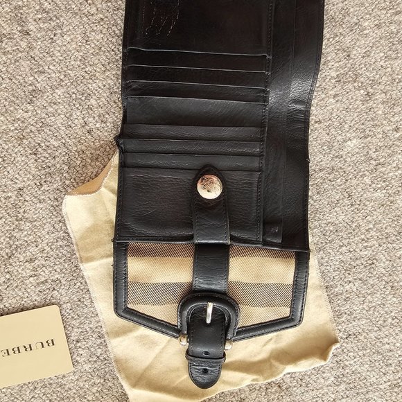 Preowned Burberry House Check Vintage Bifold  Wallet with original box, dust bag - Picture 8 of 16